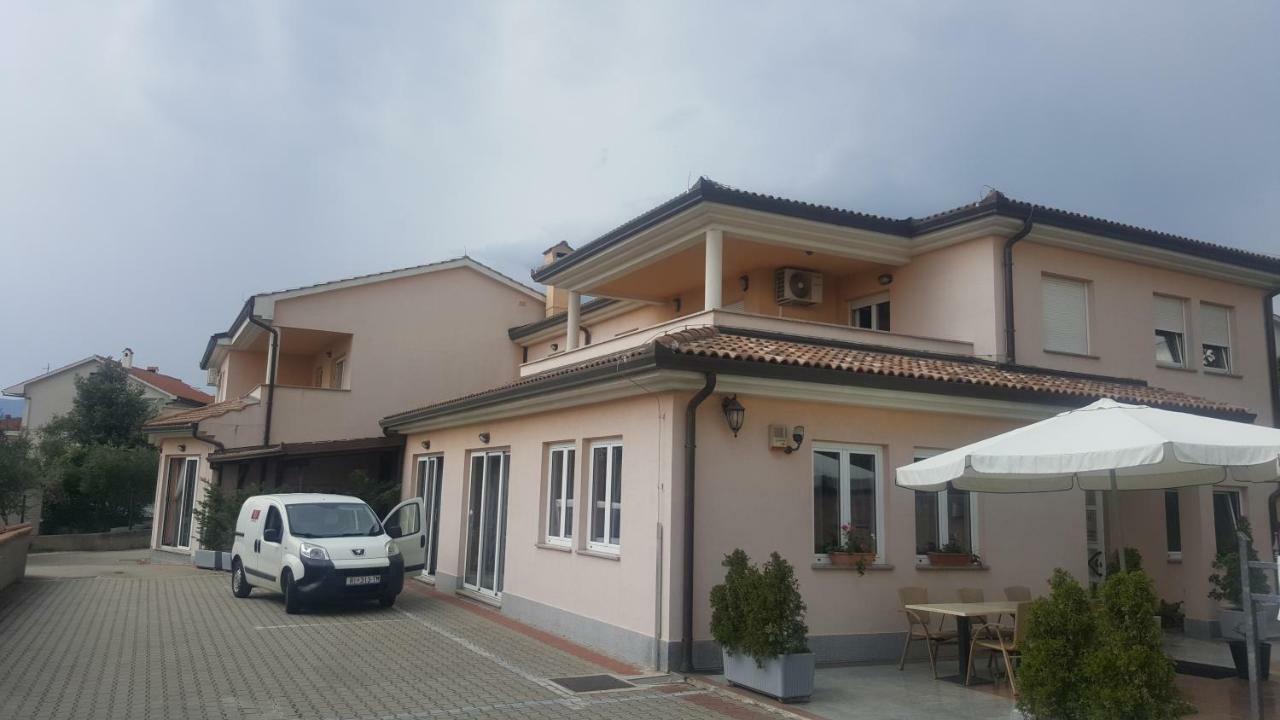 Apartment Dora Рієка Екстер'єр фото